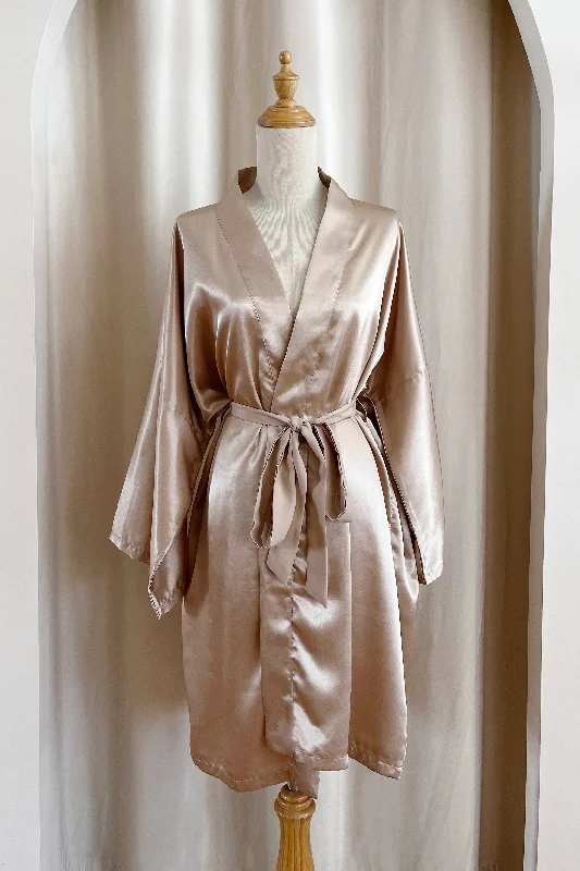 Classic Silk Robe (Champagne)