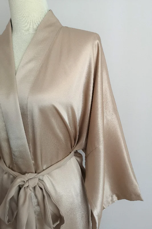 Classic Silk Robe (Champagne)