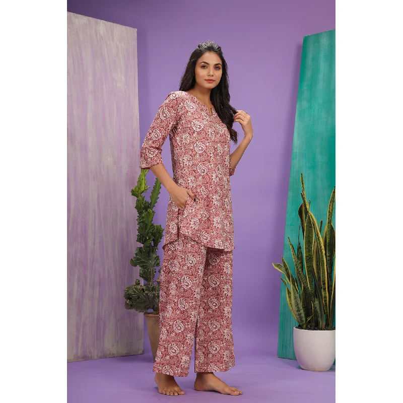 Gul Bano Jaal On Loungewear